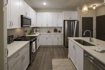 Two distinct, elegant finish packages (traditional and contemporary)
